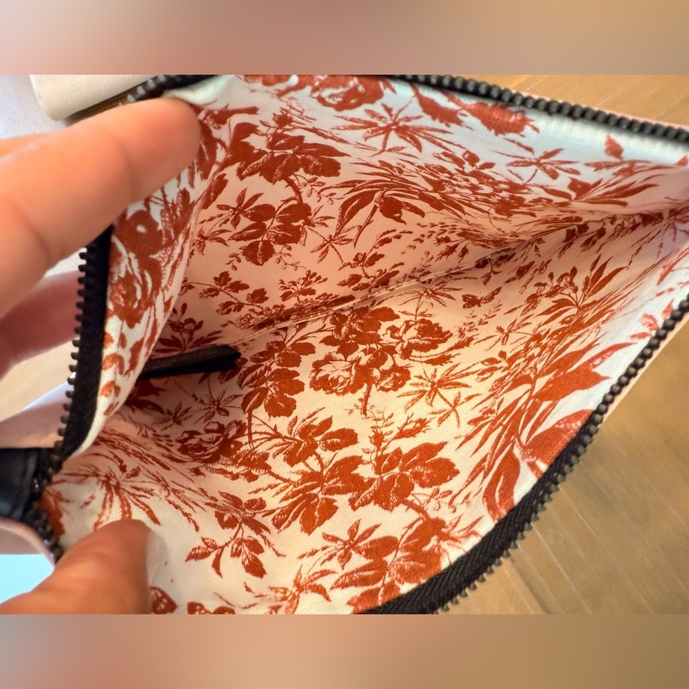 Gucci Bloom Pouch / Bag View 4